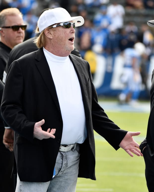 Jon Gruden Mark Davis 1